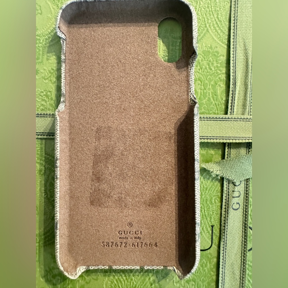 Gucci GG Supreme Ophidia I phone X/XS Phone Case - Picture 7 of 9